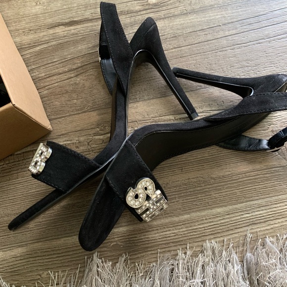 Bombshell Heels - Picture 4 of 12